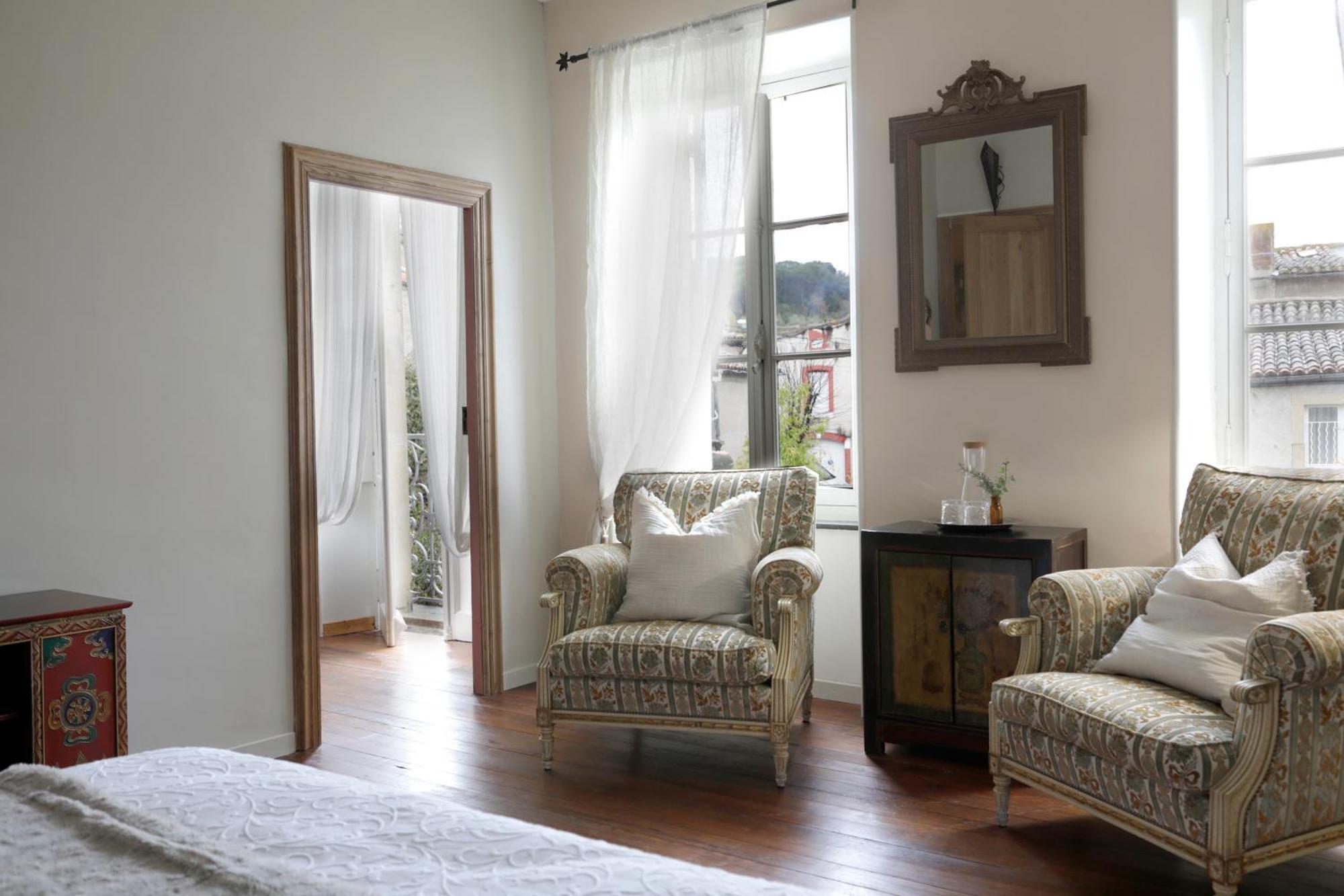 Le Patio Des Senteurs Bed & Breakfast Verzeille Exterior photo